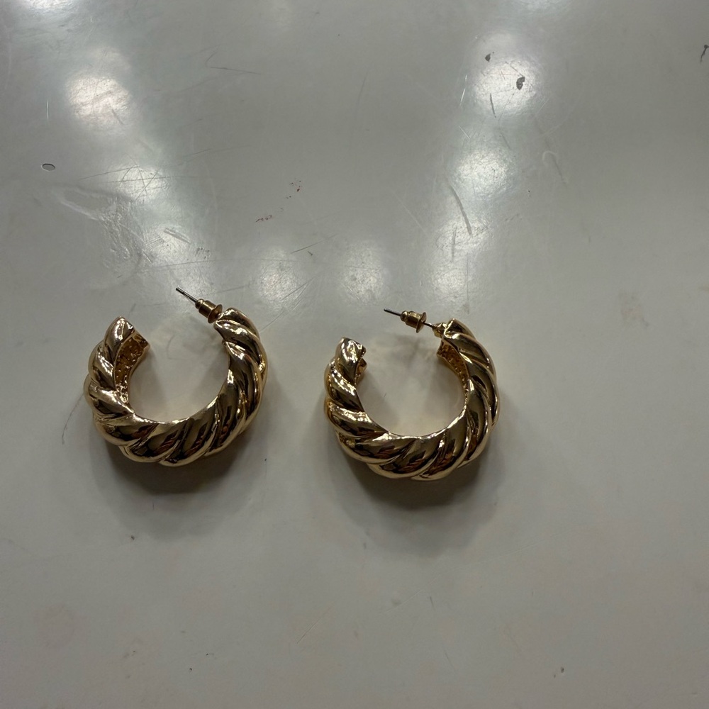 gold hoop earrings